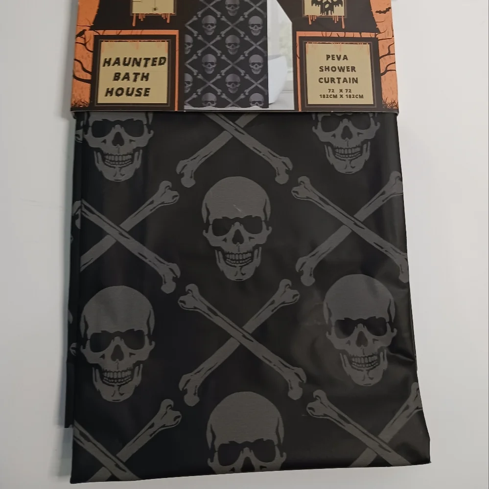 Shower liner black with gray skulls and crossbones print